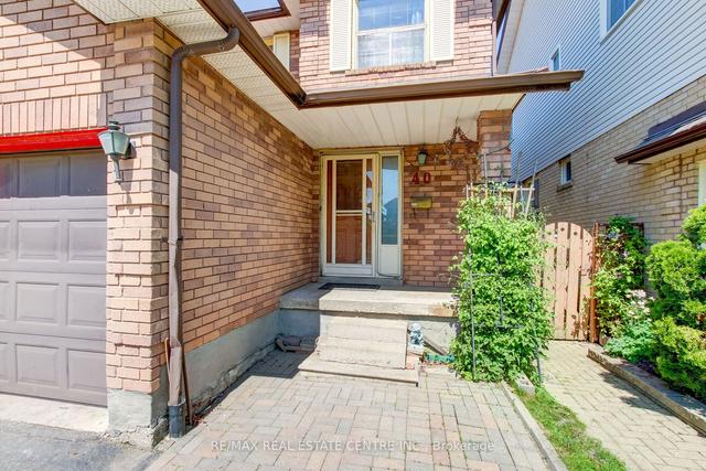40 Sproule Dr, House detached with 4 bedrooms, 3 bathrooms and 3 parking in Brampton ON | Image 39