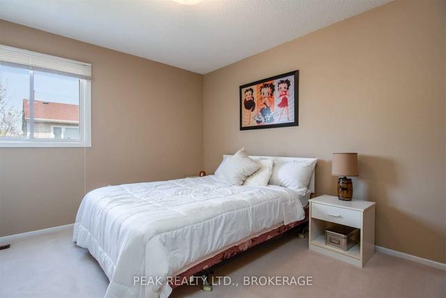 2 Junewood Cres, House detached with 3 bedrooms, 2 bathrooms and 3 parking in Brampton ON | Image 18
