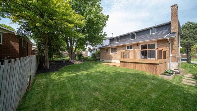 4 Keeler Pl, House detached with 4 bedrooms, 3 bathrooms and 4 parking in Brantford ON | Image 11