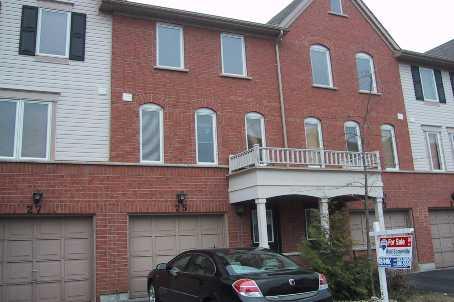 25 Pennefather Lane, Townhouse with 3 bedrooms, 2 bathrooms and 1 parking in Ajax ON | Image 1