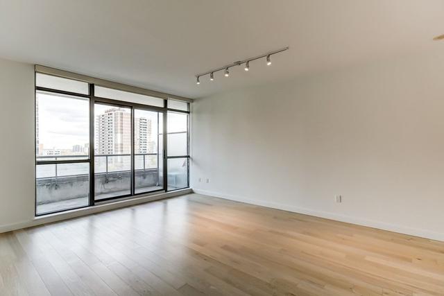 1004 - 285 Mutual St, Condo with 2 bedrooms, 1 bathrooms and 0 parking in Toronto ON | Image 15