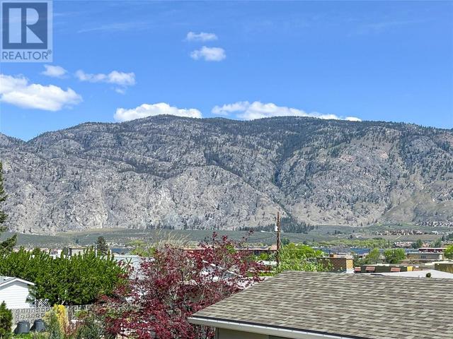 9106 Hummingbird Lane, House detached with 4 bedrooms, 4 bathrooms and 3 parking in Osoyoos BC | Image 40