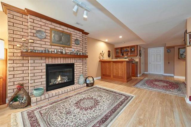 7 Briar Gate Way, Condo with 2 bedrooms, 3 bathrooms and 4 parking in New Tecumseth ON | Image 14