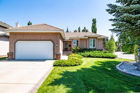 4 Amy Close, House detached with 5 bedrooms, 3 bathrooms and 2 parking in Red Deer AB | Card Image
