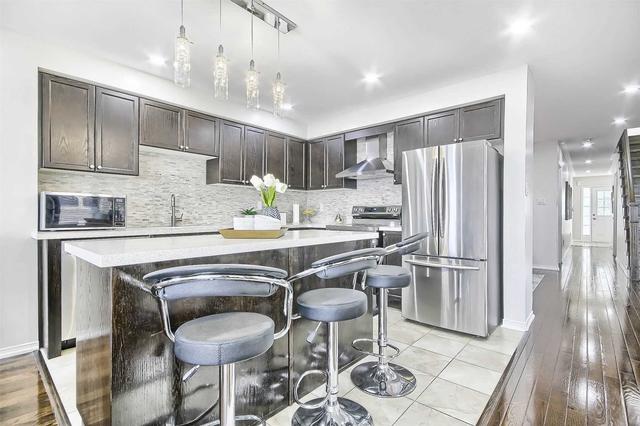 165 Meadowhawk Tr, House semidetached with 4 bedrooms, 3 bathrooms and 3 parking in Bradford West Gwillimbury ON | Image 24