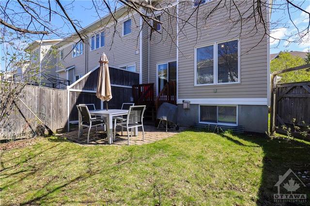 409 Hillsboro Private, Townhouse with 3 bedrooms, 3 bathrooms and 2 parking in Ottawa ON | Image 27