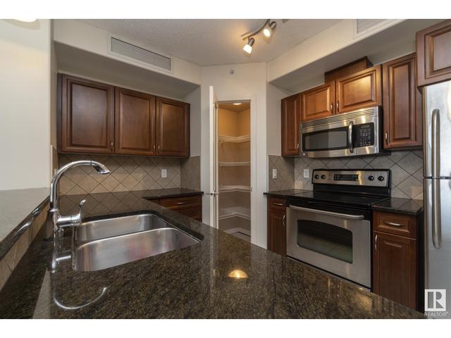 403 - 9707 106 St Nw, Condo with 2 bedrooms, 2 bathrooms and 2 parking in Edmonton AB | Image 2