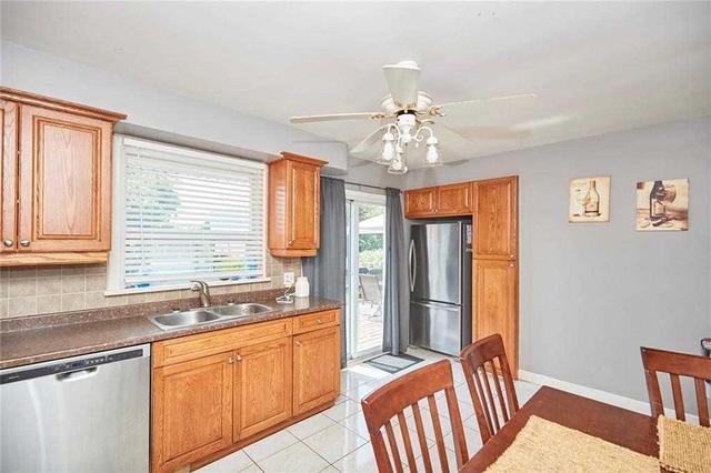 6 Myrtle Ave, House detached with 3 bedrooms, 2 bathrooms and 2 parking in St. Catharines ON | Image 6