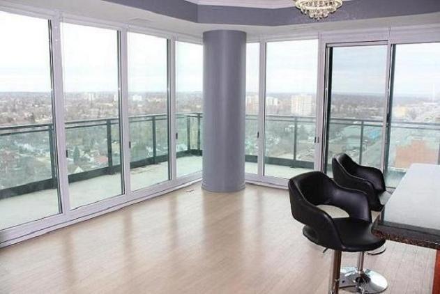 1708 - 100 John St, Condo with 2 bedrooms, 2 bathrooms and 1 parking in Brampton ON | Image 7