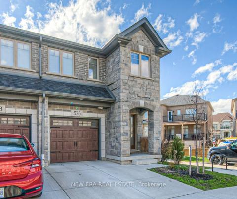 535 Hollybrook Cres, Townhouse with 2 bedrooms, 3 bathrooms and 2 parking in Kitchener ON | Card Image