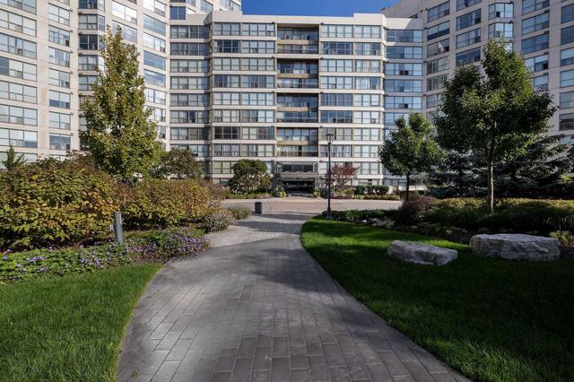 305 - 2261 Lake Shore Blvd W, Condo with 1 bedrooms, 2 bathrooms and 1 parking in Toronto ON | Image 25