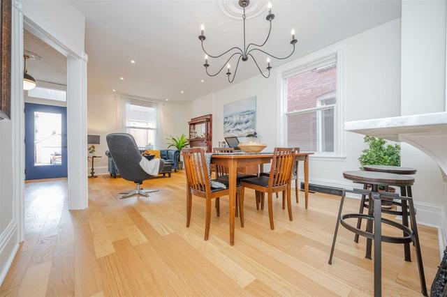 176 Cumberland Ave, House detached with 4 bedrooms, 3 bathrooms and 1 parking in Hamilton ON | Image 3