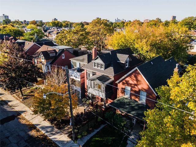 378 Delaware Ave, House detached with 5 bedrooms, 4 bathrooms and 0 parking in Toronto ON | Image 35