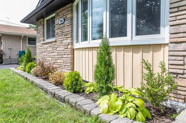 6781 Riall Street, House detached with 4 bedrooms, 2 bathrooms and 4 parking in Niagara Falls ON | Image 4