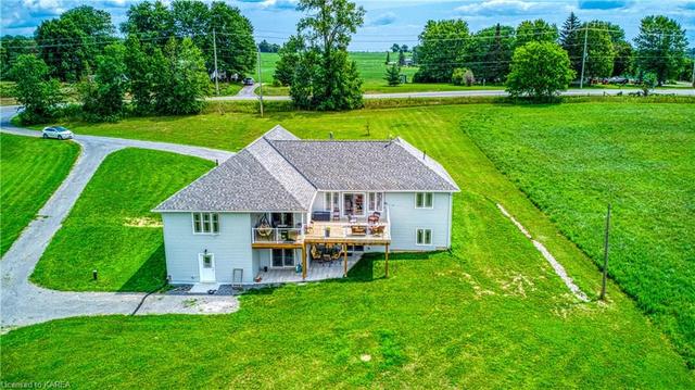 989 County 1 Road E, House detached with 3 bedrooms, 2 bathrooms and 6 parking in Stone Mills ON | Image 48