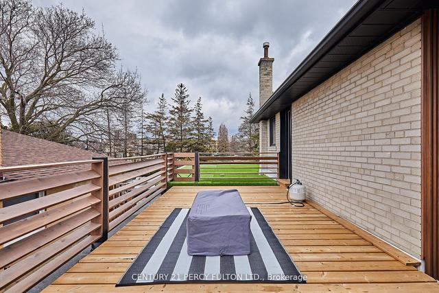 40 Monarchwood Cres, House detached with 3 bedrooms, 4 bathrooms and 5 parking in Toronto ON | Image 24