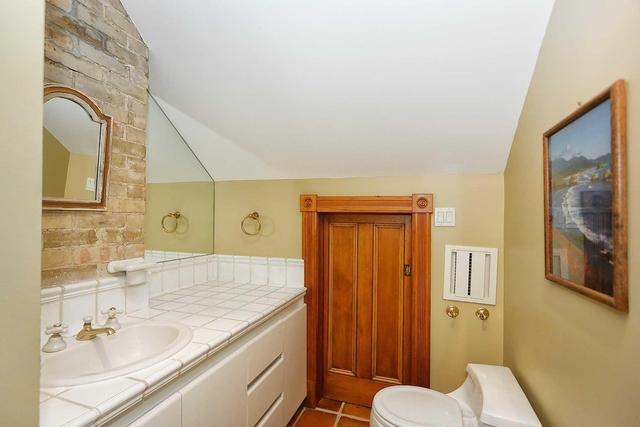 326 Wellesley St E, House semidetached with 3 bedrooms, 3 bathrooms and 1 parking in Toronto ON | Image 10
