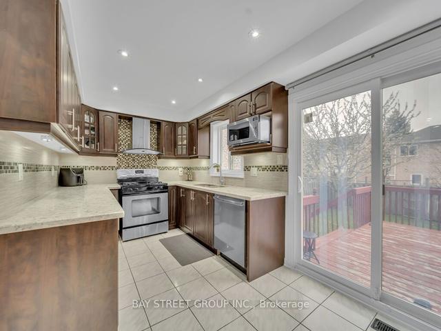 56 Hood Cres, House detached with 3 bedrooms, 4 bathrooms and 3 parking in Brampton ON | Image 40