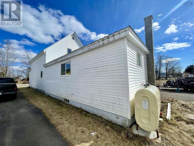 65 Beaver Dam Road, House detached with 4 bedrooms, 2 bathrooms and null parking in Cumberland, Subd. A NS | Image 4