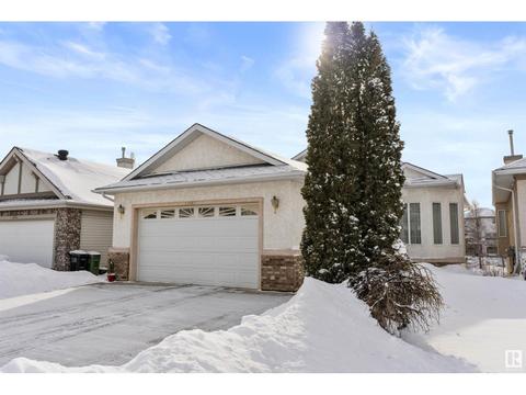 13567 149 Av Nw, House detached with 4 bedrooms, 3 bathrooms and null parking in Edmonton AB | Card Image