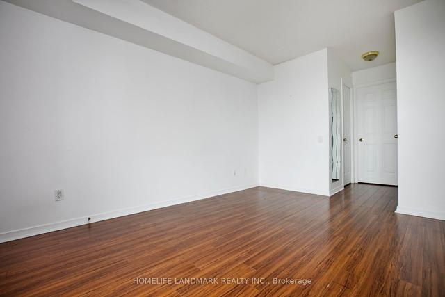 1011 - 8 Hillcrest Ave, Condo with 2 bedrooms, 2 bathrooms and 1 parking in Toronto ON | Image 10