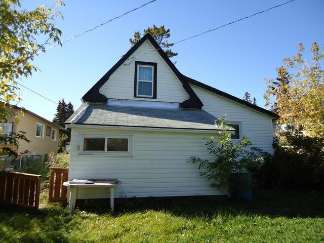 5305 50 Street, House detached with 1 bedrooms, 1 bathrooms and 1 parking in Rimbey AB | Image 3