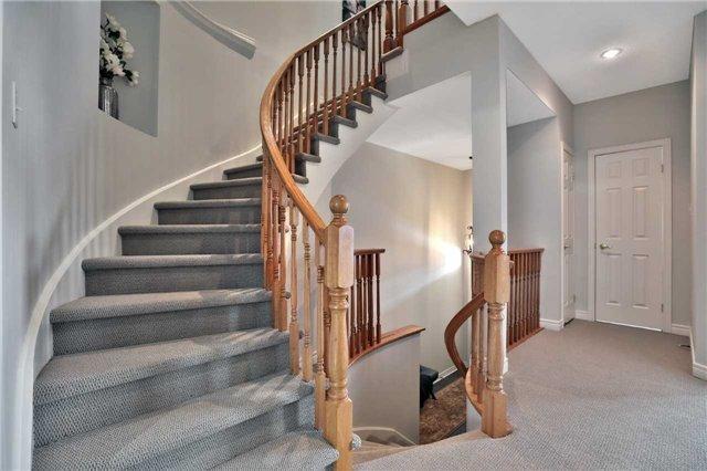 31 - 1169 Dorval Dr, Townhouse with 3 bedrooms, 3 bathrooms and 2 parking in Oakville ON | Image 7