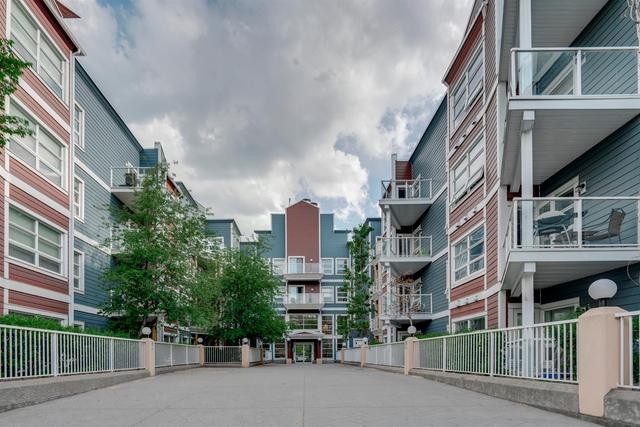 461 - 333 Riverfront Avenue Se, Condo with 2 bedrooms, 2 bathrooms and 1 parking in Calgary AB | Image 2