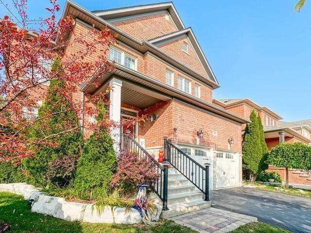 30 Belleville Dr, House detached with 4 bedrooms, 4 bathrooms and 6 parking in Brampton ON | Image 12