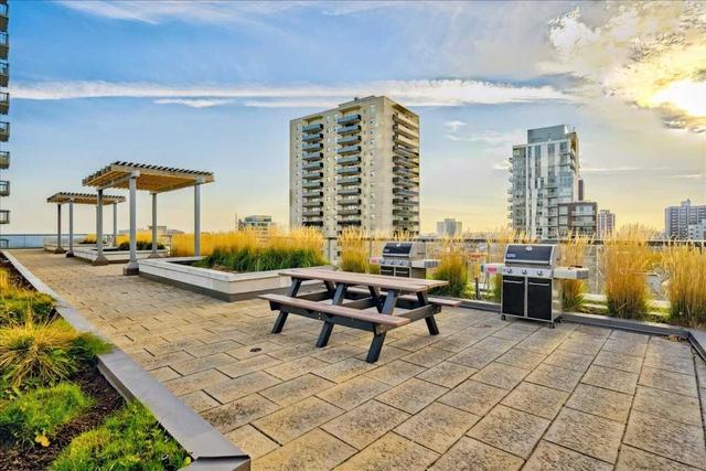 702 - 1 Hurontario St, Condo with 2 bedrooms, 2 bathrooms and 2 parking in Mississauga ON | Image 19