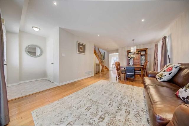 12 Apollo Dr, House detached with 3 bedrooms, 4 bathrooms and 4 parking in Richmond Hill ON | Image 12