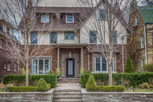 300 Oriole Pkwy, House detached with 4 bedrooms, 6 bathrooms and 5 parking in Toronto ON | Image 1