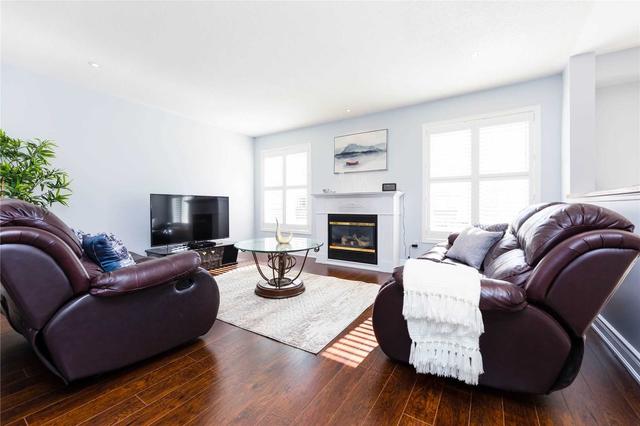 53 Mainard Cres, House detached with 5 bedrooms, 4 bathrooms and 4 parking in Brampton ON | Image 8