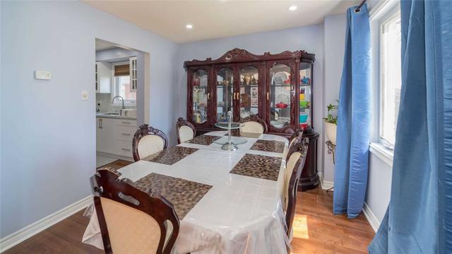 134 Banting Cres, House detached with 3 bedrooms, 4 bathrooms and 6 parking in Brampton ON | Image 5