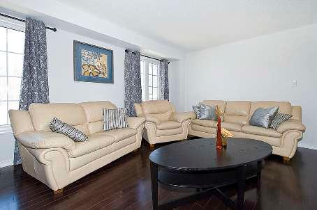 80 Burnstown Circ, House attached with 4 bedrooms, 3 bathrooms and 3 parking in Brampton ON | Image 4