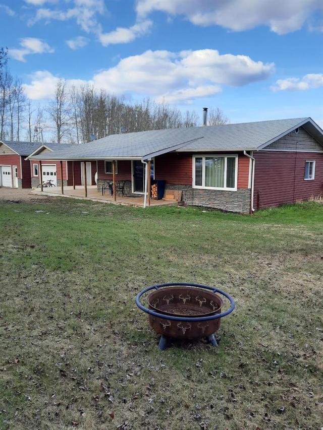 13932 Brown Pitt Road, House detached with 3 bedrooms, 2 bathrooms and 1 parking in Dawson Creek BC | Card Image