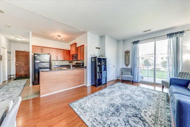 1l - 8 Rosebank Dr, Condo with 2 bedrooms, 2 bathrooms and 1 parking in Toronto ON | Image 5