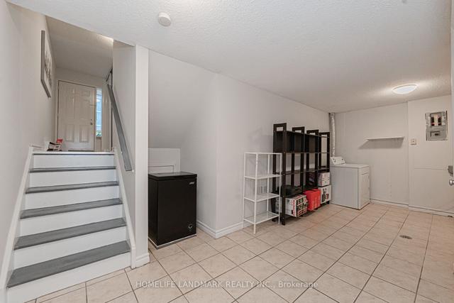11 - 123 Milestone Cres, Townhouse with 3 bedrooms, 2 bathrooms and 2 parking in Aurora ON | Image 20