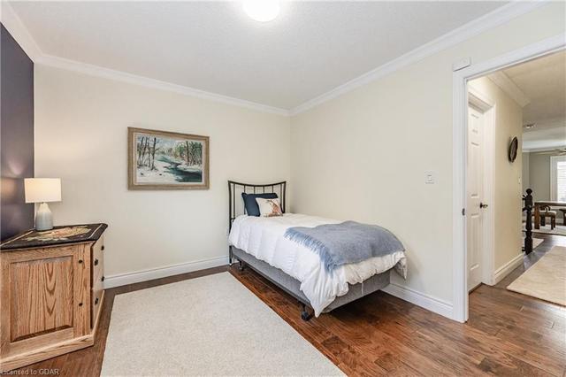 83 Parkside Drive, House detached with 2 bedrooms, 2 bathrooms and 4 parking in Guelph ON | Image 21