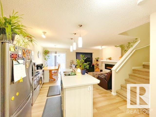 5650 Crabapple Wy Sw, House semidetached with 3 bedrooms, 3 bathrooms and null parking in Edmonton AB | Image 6