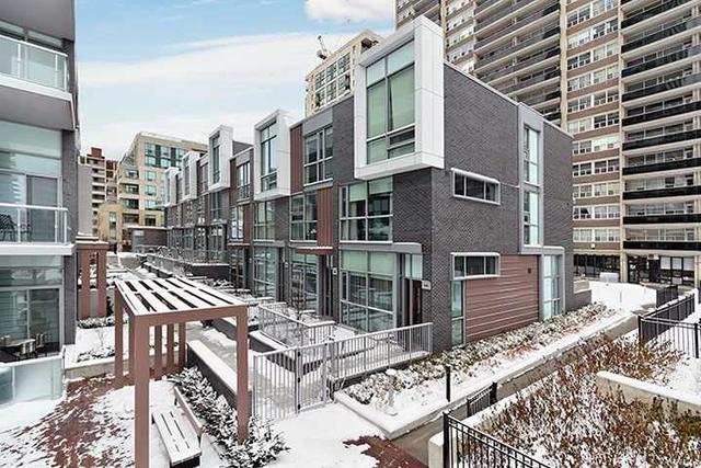 th02 - 101 Erskine Ave, Townhouse with 3 bedrooms, 4 bathrooms and 2 parking in Toronto ON | Image 16