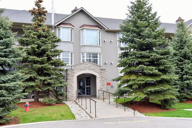 308 - 990 Golf Links Rd, Condo with 2 bedrooms, 2 bathrooms and 1 parking in Hamilton ON | Image 12