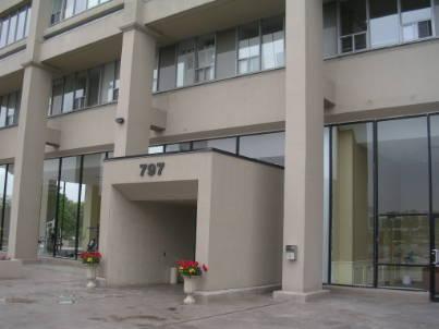 1006 - 797 Don Mills Rd, Condo with 1 bedrooms, 1 bathrooms and 1 parking in Toronto ON | Image 1
