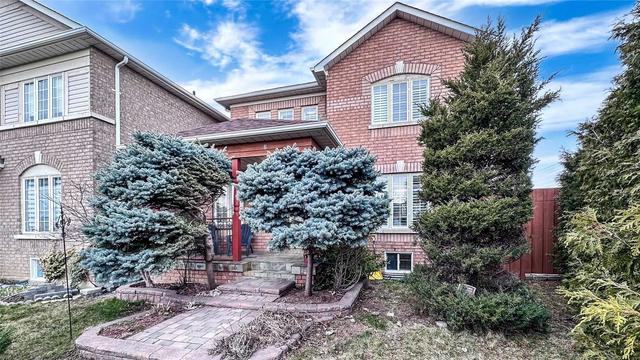 2 Mccartney Ave, House detached with 2 bedrooms, 3 bathrooms and 6 parking in Whitby ON | Image 1