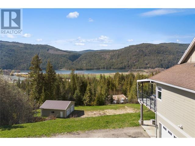 8097 Seed Road, House detached with 5 bedrooms, 4 bathrooms and 4 parking in North Okanagan F BC | Image 7