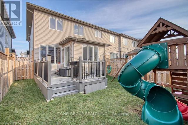 1453 Monarch Dr, House attached with 3 bedrooms, 4 bathrooms and 3 parking in Kingston ON | Image 24