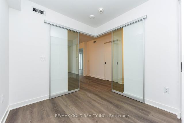 420 - 36 Zorra St N, Condo with 2 bedrooms, 2 bathrooms and 1 parking in Toronto ON | Image 10