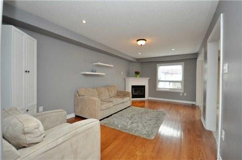 119 Lunney Cres, House detached with 3 bedrooms, 4 bathrooms and 2 parking in Clarington ON | Image 3