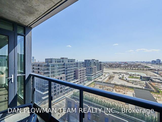 1003 - 9 Valhalla Inn Rd, Condo with 1 bedrooms, 1 bathrooms and 1 parking in Toronto ON | Image 9