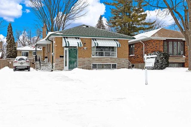 34 Jeffton Cres, House detached with 3 bedrooms, 2 bathrooms and 4 parking in Toronto ON | Image 1
